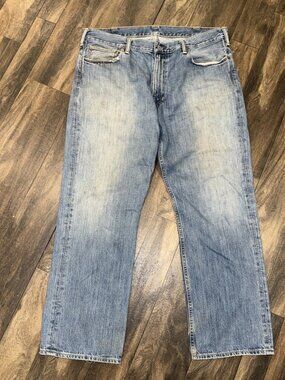 Polo Ralph Lauren Classic Fit Light Wash Denim Jeans 867 Men's Size